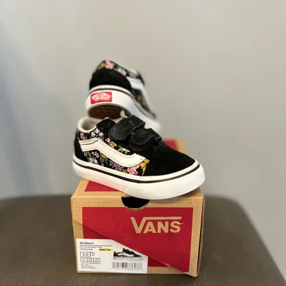 Vans Old Skool V - Black Floral Kids' Shoes - Picture 2 of 4